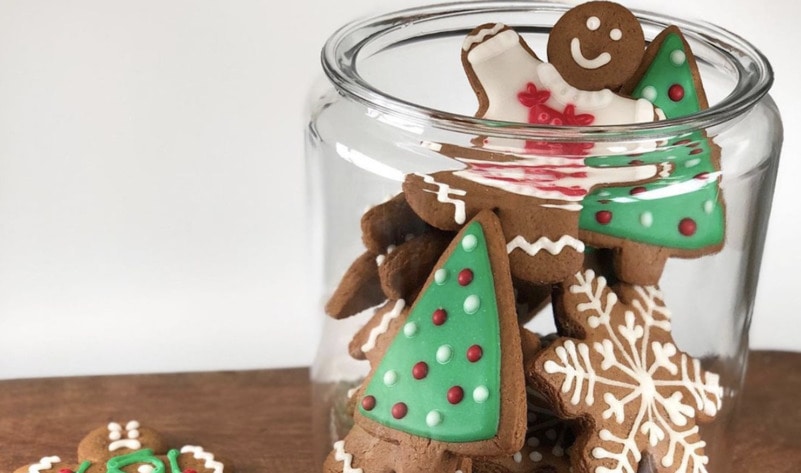 THESE 15 VEGAN CHRISTMAS GOODIES SHIP NATIONWIDE